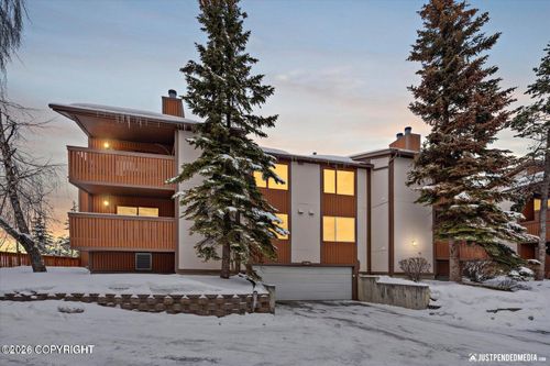 4-a-7240 Huntsmen Cir, Anchorage, AK, 99518-2723 | Card Image