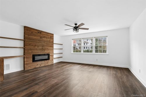 30d-132 Texas Ave, Yonkers, NY, 10708-6205 | Card Image