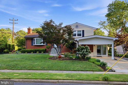 6824 Felix St, MCLEAN, VA, 22101-5163 | Card Image