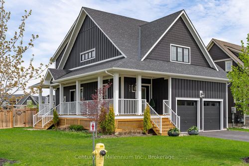 225 Yellow Birch Cres, Blue Mountains, ON, L9Y0Z3 | Card Image