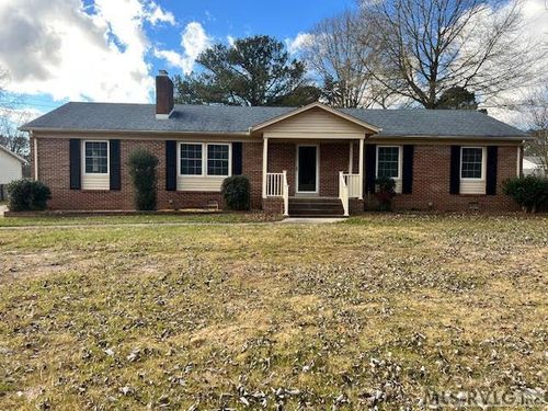 503 Westover Dr, Emporia, VA, 23847-2739 | Card Image