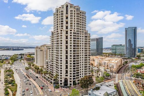 1502-700 W Harbor Dr, San Diego, CA, 92101-7757 | Card Image