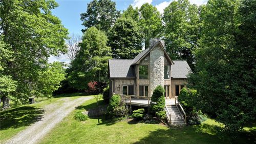 3354 Piney Post Office Rd, Piney Creek, NC, 28663-9137 | Card Image