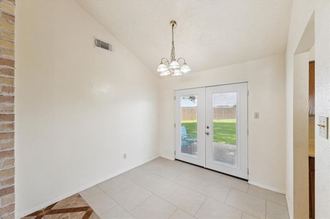 1006 W Brompton Dr, House other with 2 bedrooms, 1 bathrooms and 1 parking in Pearland TX | Image 6