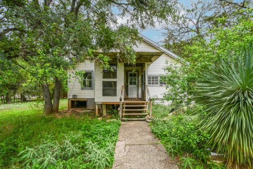 116 Hart Ln, Cedar Creek, TX, 78612-3374 | Card Image