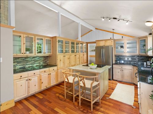 96 Marrcrest S, Provo, UT, 84604-3825 | Card Image