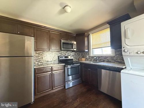 22 Florence Tollgate Pl, FLORENCE, NJ, 08518-3107 | Card Image