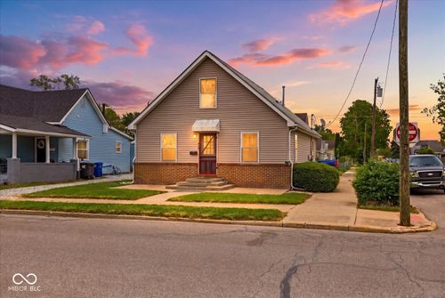 416 Montgomery St, Shelbyville, IN, 46176-1909 | Card Image