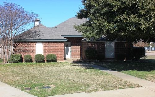 1303 S 5th St, Midlothian, TX, 76065-3635 | Card Image