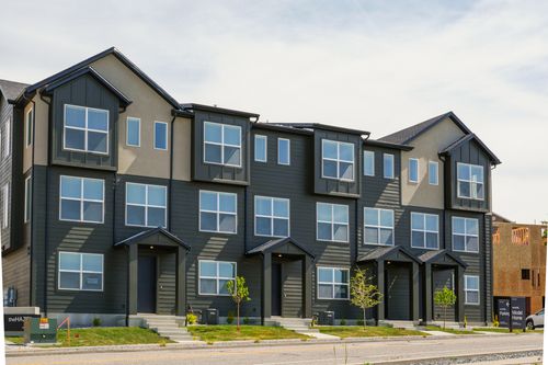2-4046 Sandridge Dr, Roy, UT, 84067 | Card Image