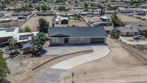 16739 Mission St, Hesperia, CA, 92345-6818 | Card Image