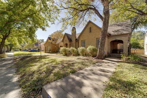 3214 Greene Ave, Fort Worth, TX, 76109-2320 | Card Image