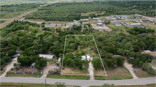 222 Legend Oaks Dr, Dale, TX, 78616-2301 | Card Image