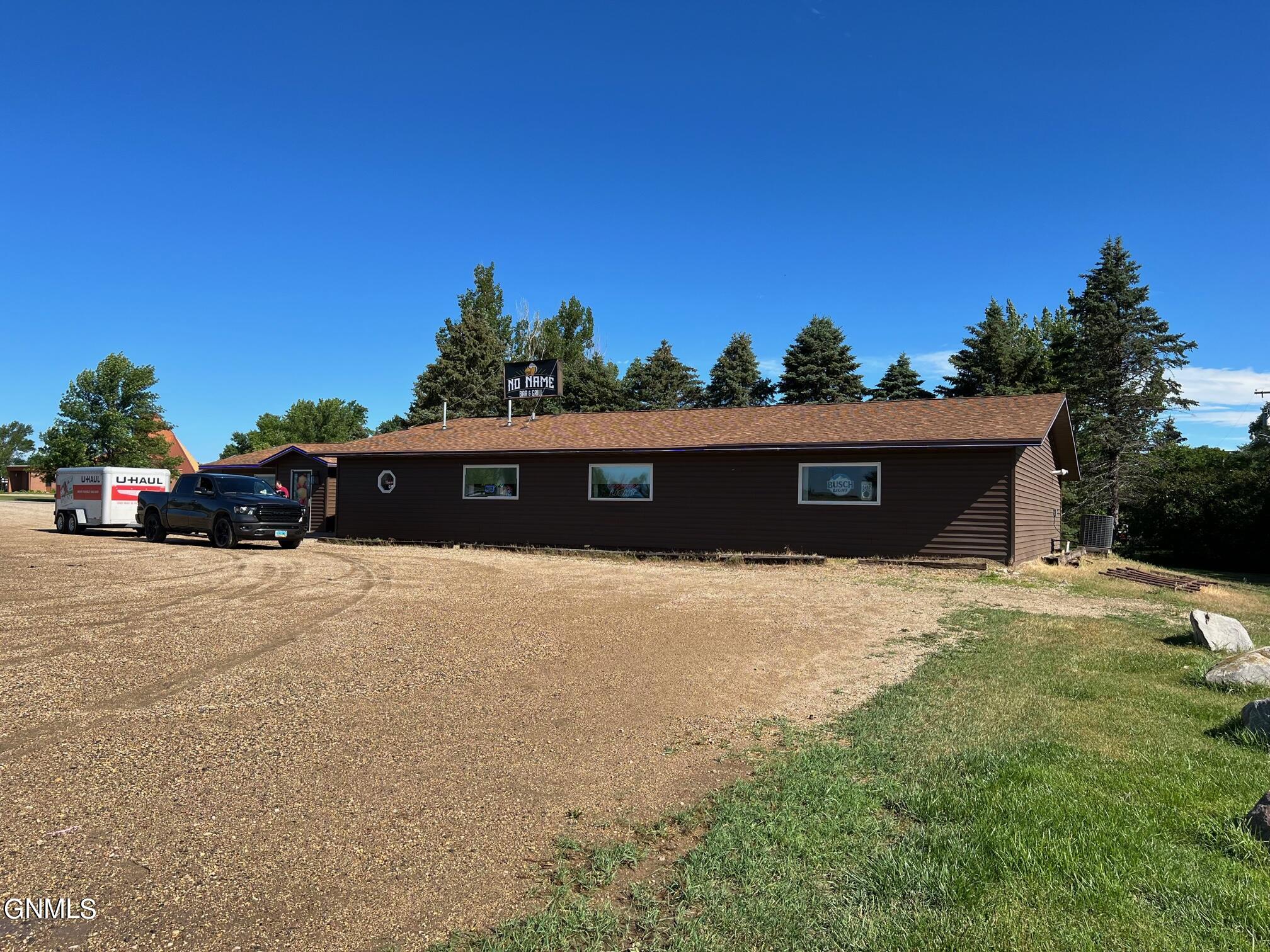 Commercial Sale in Forman 4