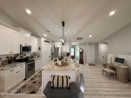 344 Hillside Dr, Hardinsburg, KY, 40143-2825 | Card Image