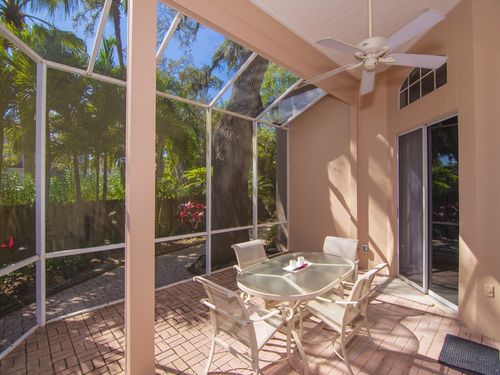 8785 Lakeside Blvd, Vero Beach, FL, 32963-4051 | Card Image