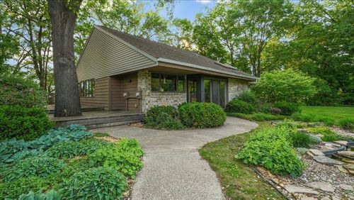 S7464 Aspen Ridge Rd, De Soto, WI, 54624-6200 | Card Image
