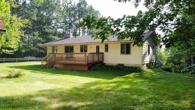 Back of House with Deck | Image 32