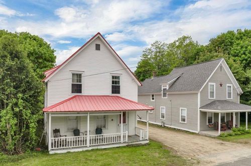 11 Church St, Lincoln, NH, 03251-4430 | Card Image