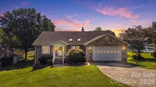 81 Emerald Point Dr, Taylorsville, NC, 28681-6639 | Card Image