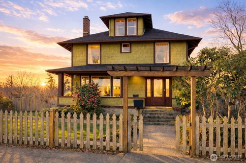 2130 Virginia Ave, Everett, WA, 98201-2447 | Card Image