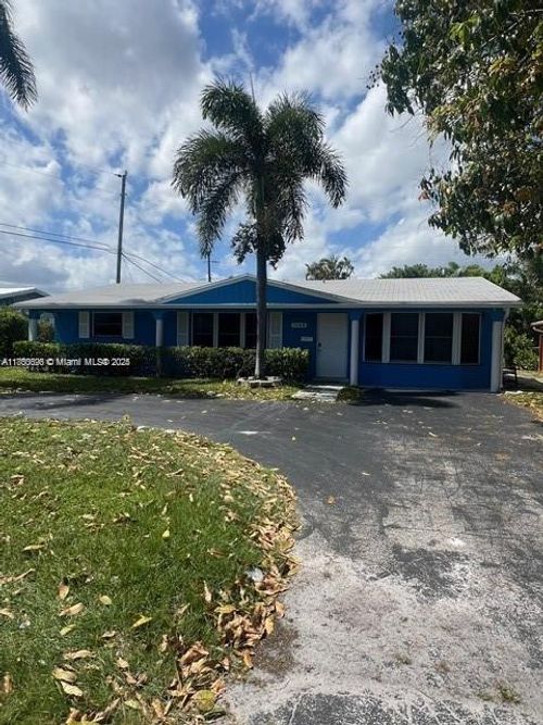 1745 Ne 52nd St, Oakland Park, FL, 33334-5810 | Card Image