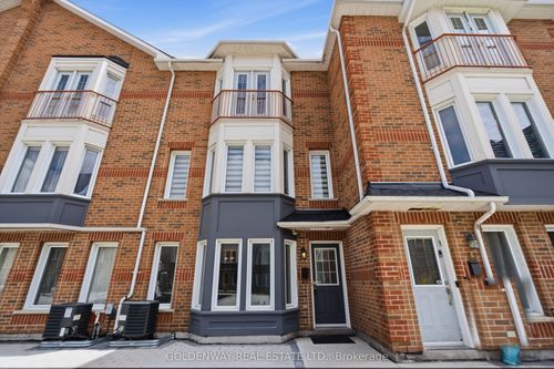 63-151 Townsgate Dr, Thornhill, ON, L4J8J7 | Card Image