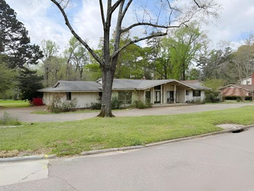 147 Woodland Dr, El Dorado, AR, 71730-3125 | Card Image