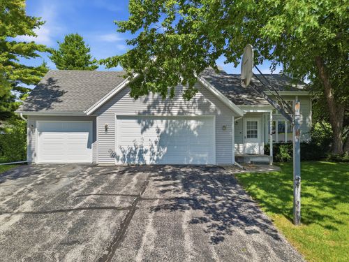 6977 N Alpine Dr, BYRON, IL, 61010-9330 | Card Image
