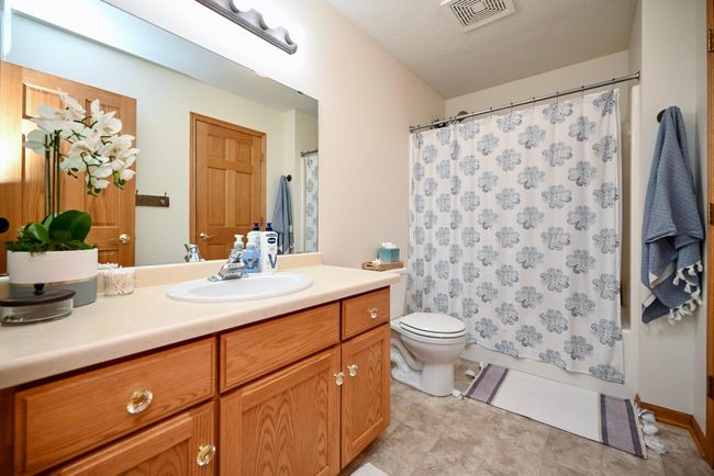 20 Bathroom.jpg | Image 20