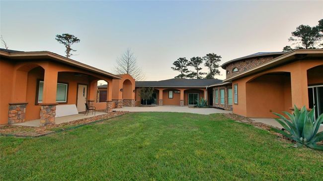 behind the courtyard of the property | Image 4