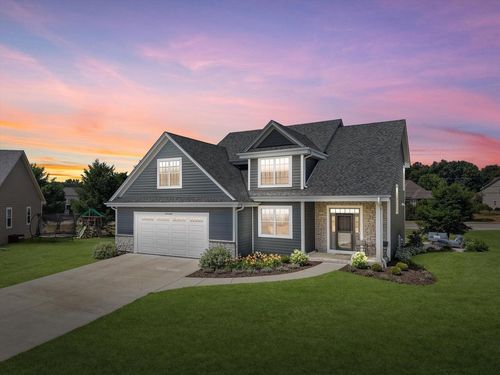 S77W14494 Independence Court, Muskego, WI, 53150 | Card Image