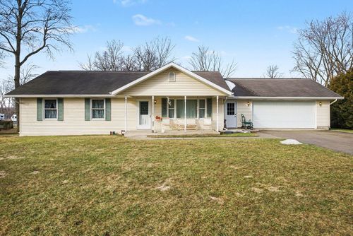 57949 County Road 37, Middlebury, IN, 46540-9070 | Card Image