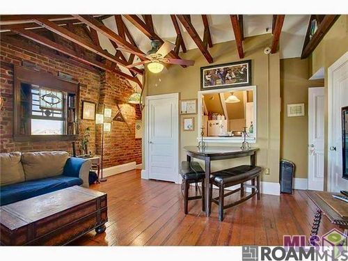 10-727 Barracks St, New Orleans, LA, 70116 | Card Image