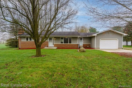 735 Columbiaville Rd, Columbiaville, MI, 48421-9700 | Card Image