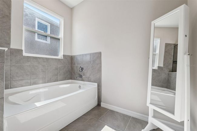 9804 Rowing Dale Bnd, House other with 4 bedrooms, 3 bathrooms and null parking in WESLEY CHAPEL FL | Image 41