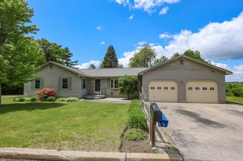 56 Arthur Ave, Manchester, NH, 03104-1400 | Card Image