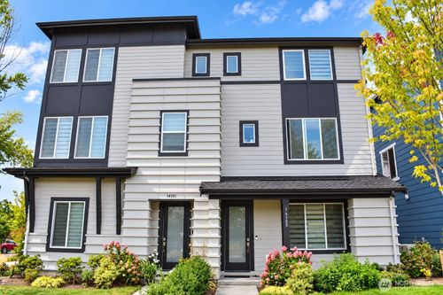14105 272nd Pl Ne, Duvall, WA, 98019-8675 | Card Image