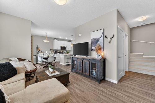 905-428 Nolan Hill Dr Nw, Calgary, AB, T3R0V4 | Card Image