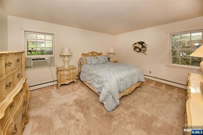 388 Holly Dr, House other with 3 bedrooms, 2 bathrooms and null parking in Wyckoff NJ | Image 15