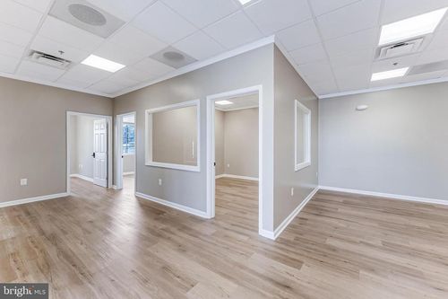110-b-19441 Golf Vista Plz, Leesburg, VA, 20176-8270 | Card Image