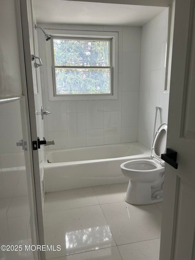 710 Reef Dr, House other with 3 bedrooms, 3 bathrooms and null parking in Neptune NJ | Image 9