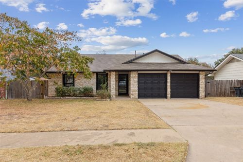 3912 Hillside Dr, Round Rock, TX, 78681-3670 | Card Image