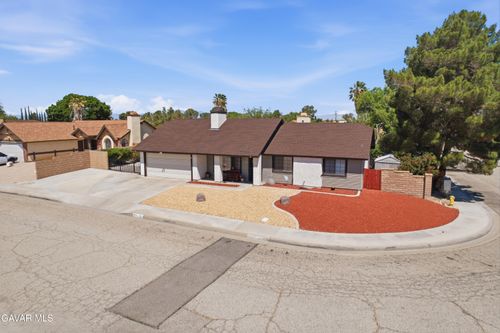 1721 W Avenue K9, Lancaster, CA, 93534 | Card Image