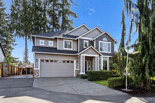 3904 172nd St Sw, Lynnwood, WA, 98037-7515 | Card Image