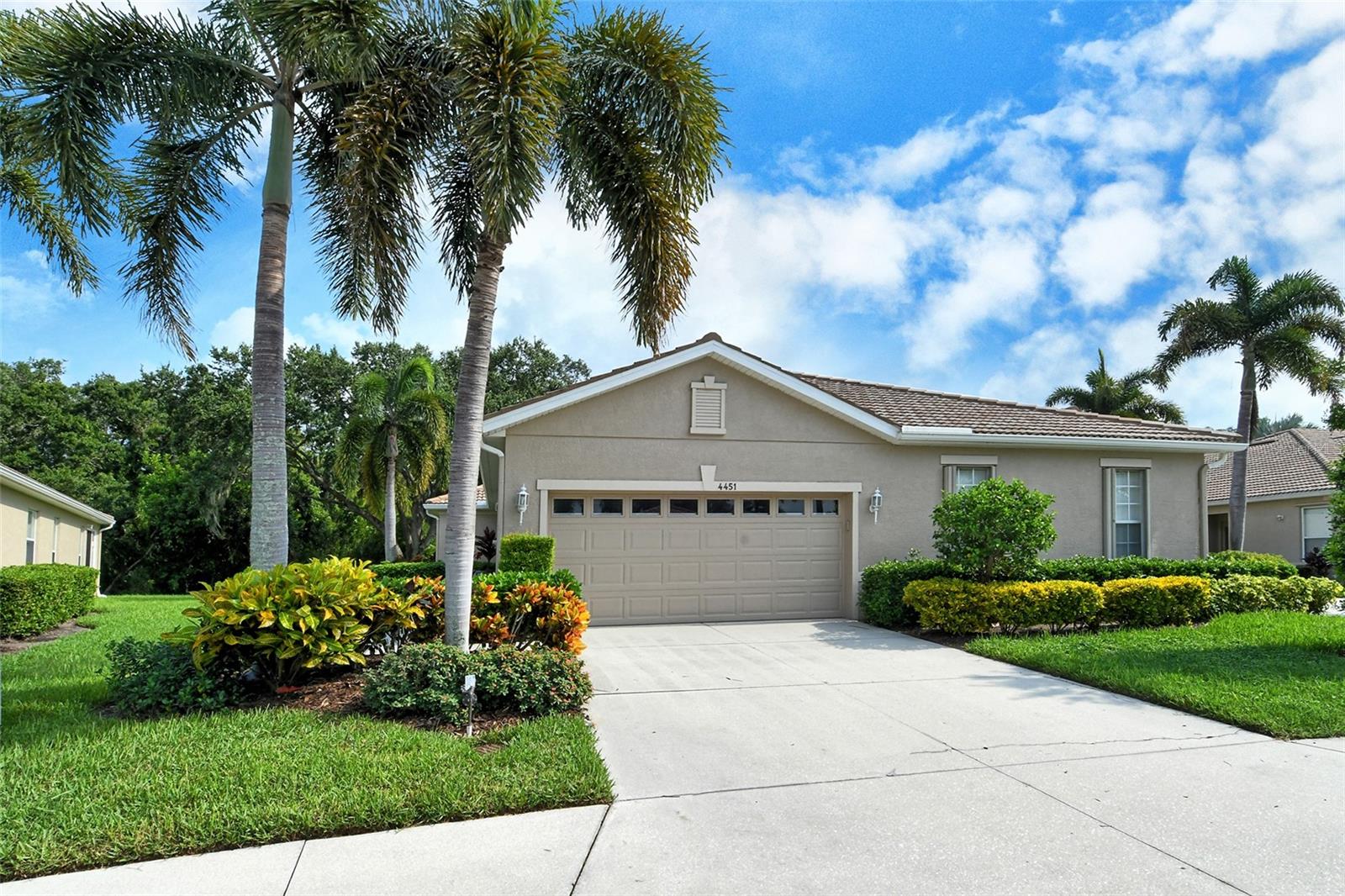 Kariba Lake Ter, Sarasota, FL 34243
