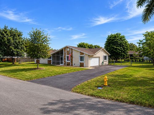 27600 Sw 164th Ct, Homestead, FL, 33031 | Card Image