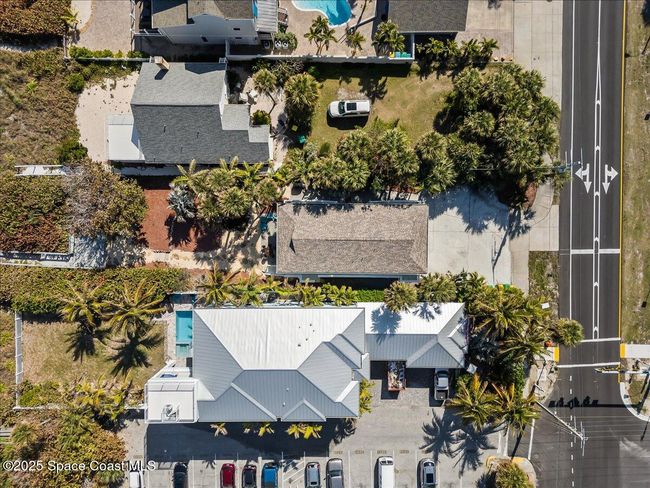 111 S Atlantic Ave, Home with 5 bedrooms, 4 bathrooms and null parking in COCOA BEACH FL | Image 53