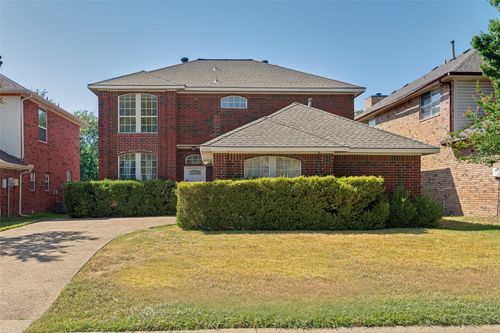 8914 Greenwood Trl, Rowlett, TX, 75088-6857 | Card Image