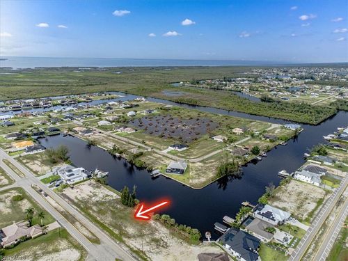 4015 Gulfstream Pkwy, Cape Coral, FL, 33993 | Card Image